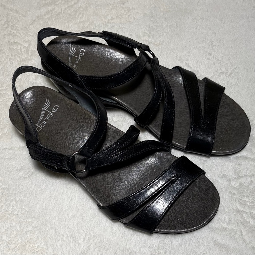 Dansko Women's Strappy Black Sandals Sz 36